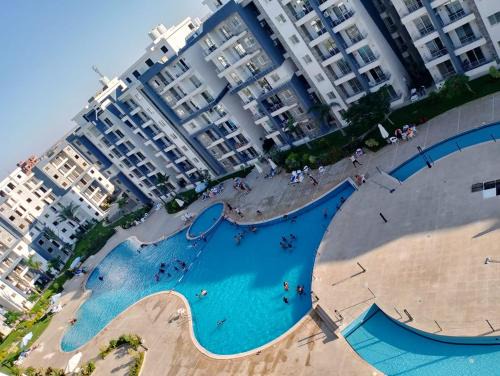 Al Alamayn Apartment | روف بقرية رو مارينا