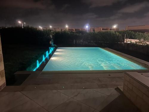 Borg el Arab Ski Chalet | شاليه بقرية الفيروز