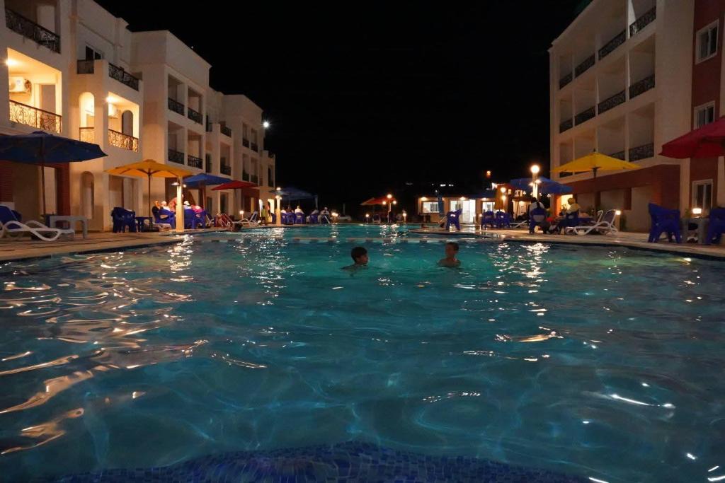Al-Hammam Apartment | شاليه في منتجع مونتيانو الساحل الشمالي - Montaino North Coast Chalet