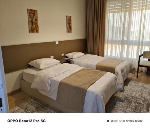 New Cairo Bed & Breakfast | غرفة مزدوجة بنافذاتين سكن العاصمة