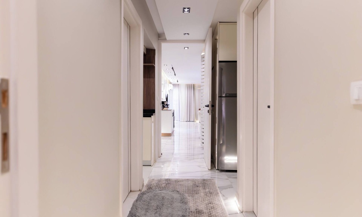 Al Duqqi Apartment | 4 Bedroom Apartment