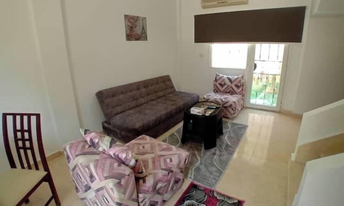 Bulaq ad Dakrur Apartment | 822. Quiet 2BR Townhouse | Sofa Bed | Gated Community