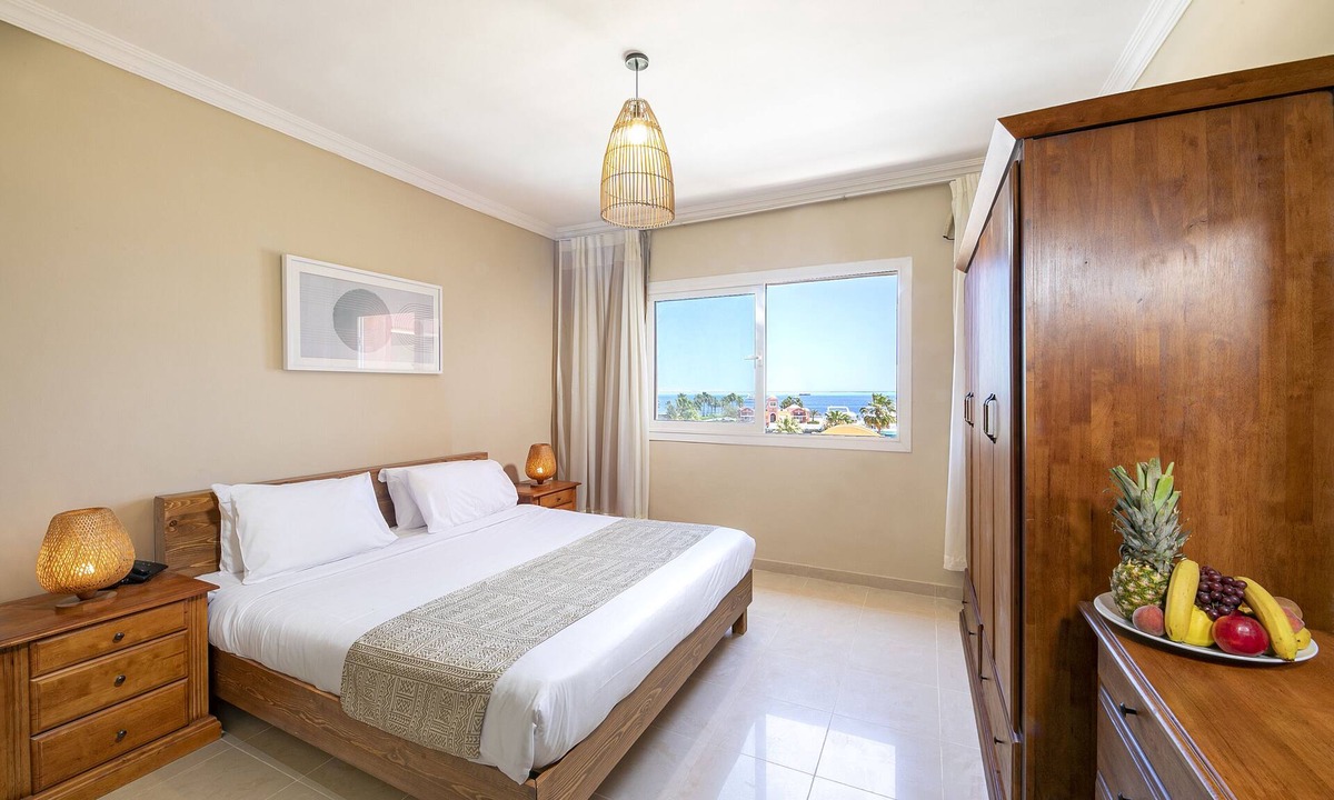 Sheraton Road -Sakkala Hotel | AJIRA Bay Hotel Hurghada Marina
