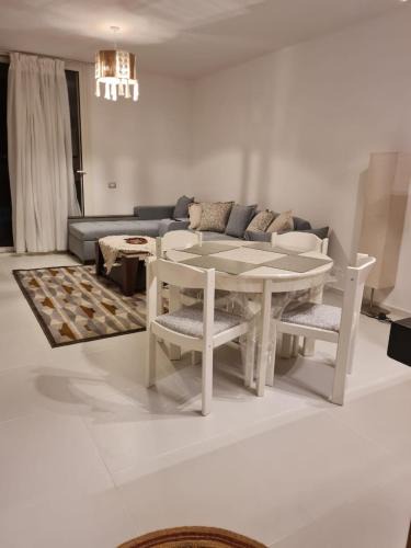 Ad-Dab'ah Ski Chalet | Amazing lagoon view chalet