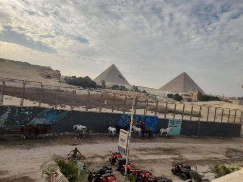 Kafrat al Jabal Hotel | AMUN BY Farida Pyramids Inn