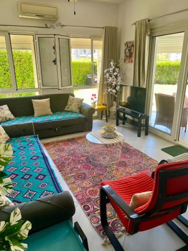 Sidi Abd El-Rahman Apartment | Amwaj North Coast Chalet with a Garden