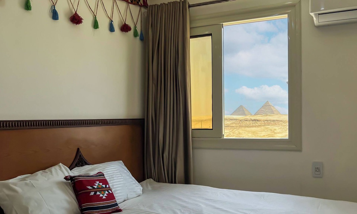 Pyramids Gardens House | Atlantis pyramids Inn new