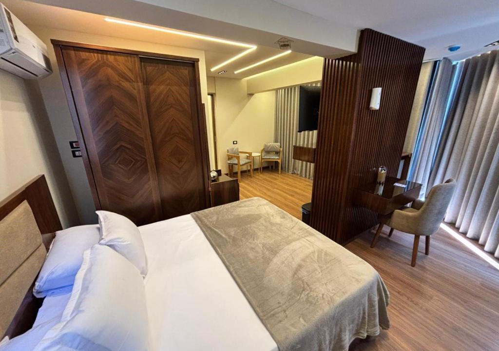 Al-Muntazah Hotel | Azurea Suites
