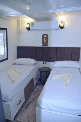 Nile River Luxor Boat Rental | Cinderella dahabya