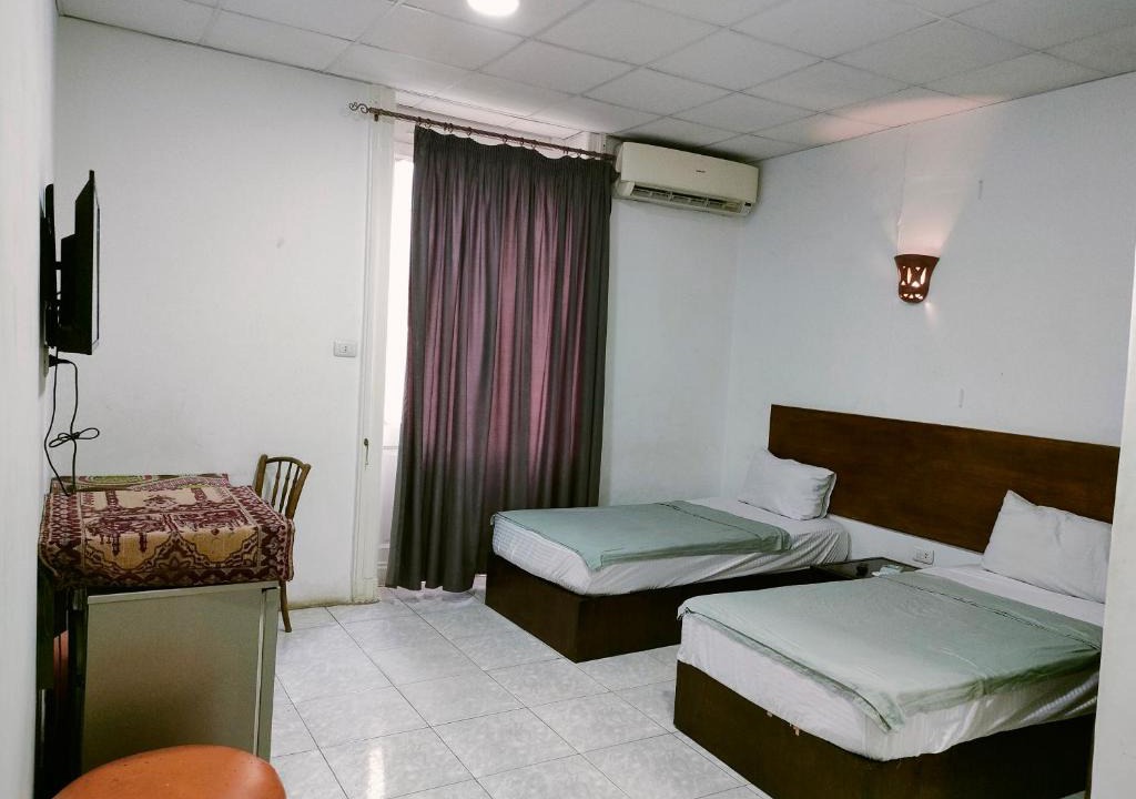 Downtown Cairo Hotel | CLARIDGE HOTEL