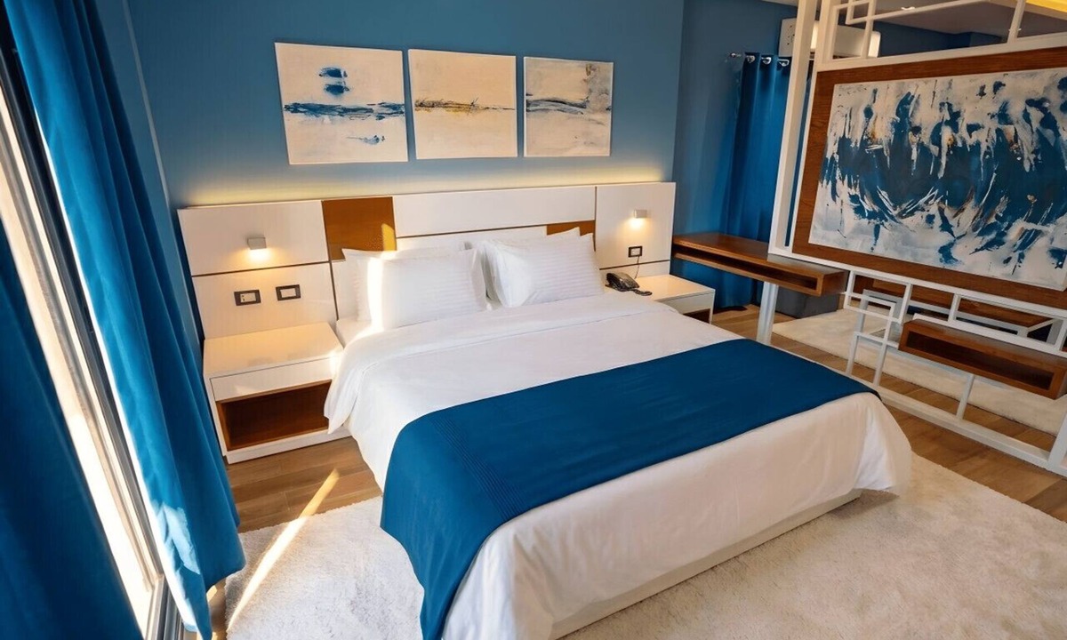 New Cairo Apartment | Comfortable 1BR Apartment near Cairo Airport with 2 Balconies
