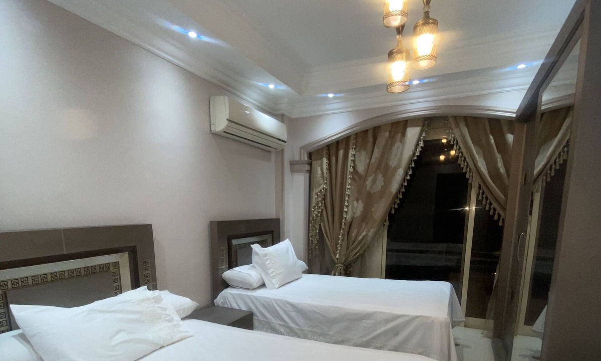 Zamalek Apartment | Cozy 2-bedroom apartment in brilliant Zamalek with WiFi, AC