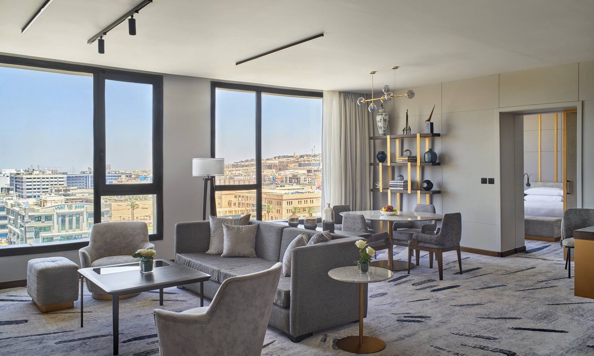 Sheikh Zayed City Hotel | Crowne Plaza West Cairo Arkan by IHG