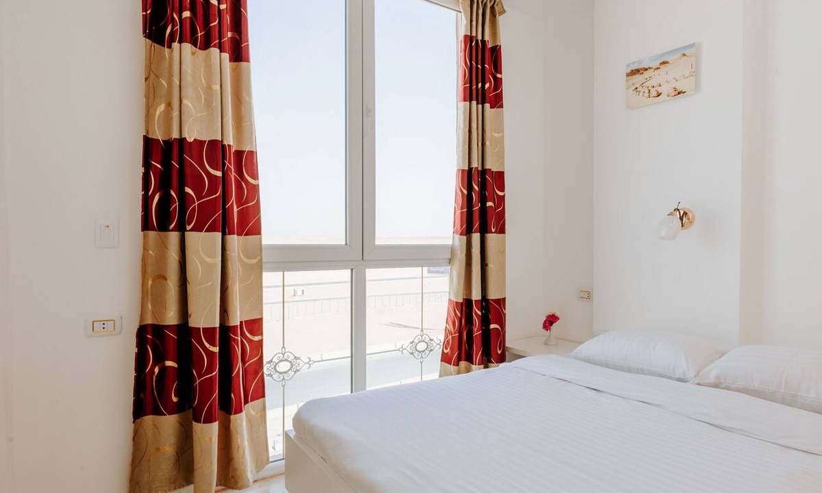 Pyramids Gardens Hotel | Desert Moon