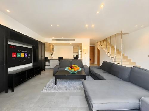 El Gouna Ski Chalet | El Gouna Luxury Duplex house on the pool