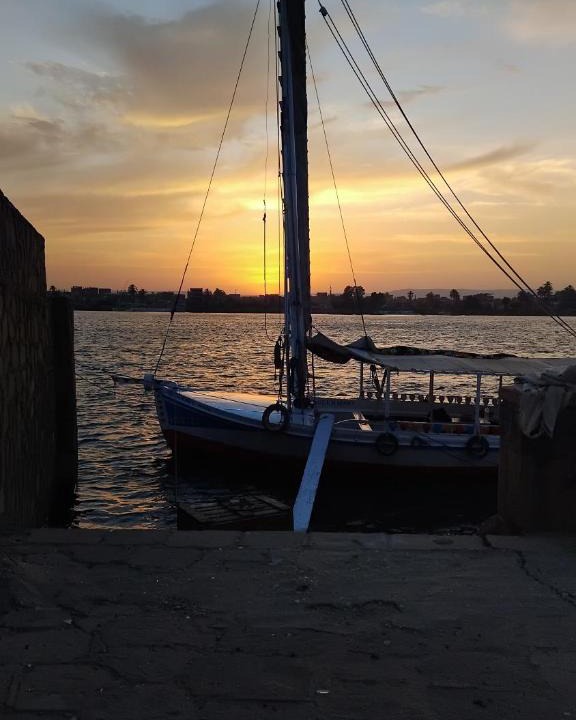 Nile River Luxor Boat Rental | Floka Smile