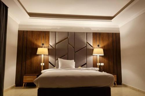 Dream Land Hotel | Grand Plaza Hotel & Resort