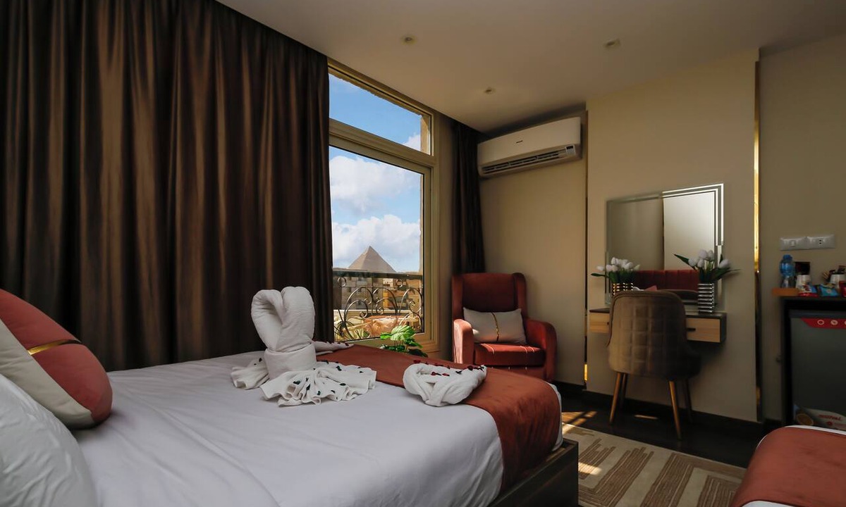 Kafrat al Jabal Hotel | Hammis Pyramids View