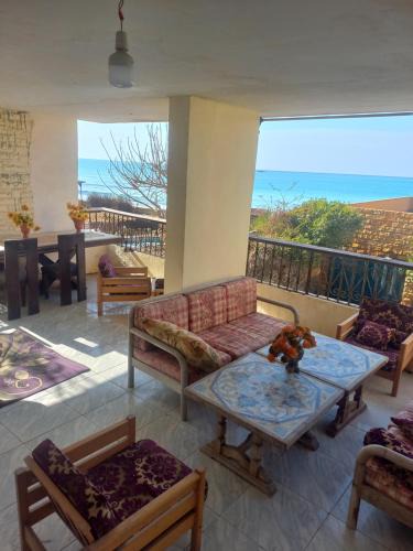 Ad-Dukhaylah Apartment | Hot apartment above the see within special villa 3 bedroom 2 toilets 24 hours service parking free beach inside villa free