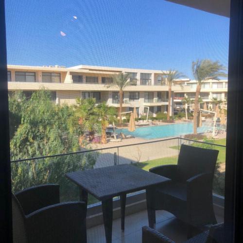 El Gouna Ski Chalet | Hotel Apartment in G cribs