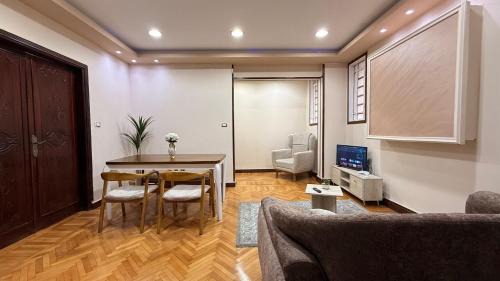 Abdin Apartment | La Casa del Centro Prime - Downtown Cairo