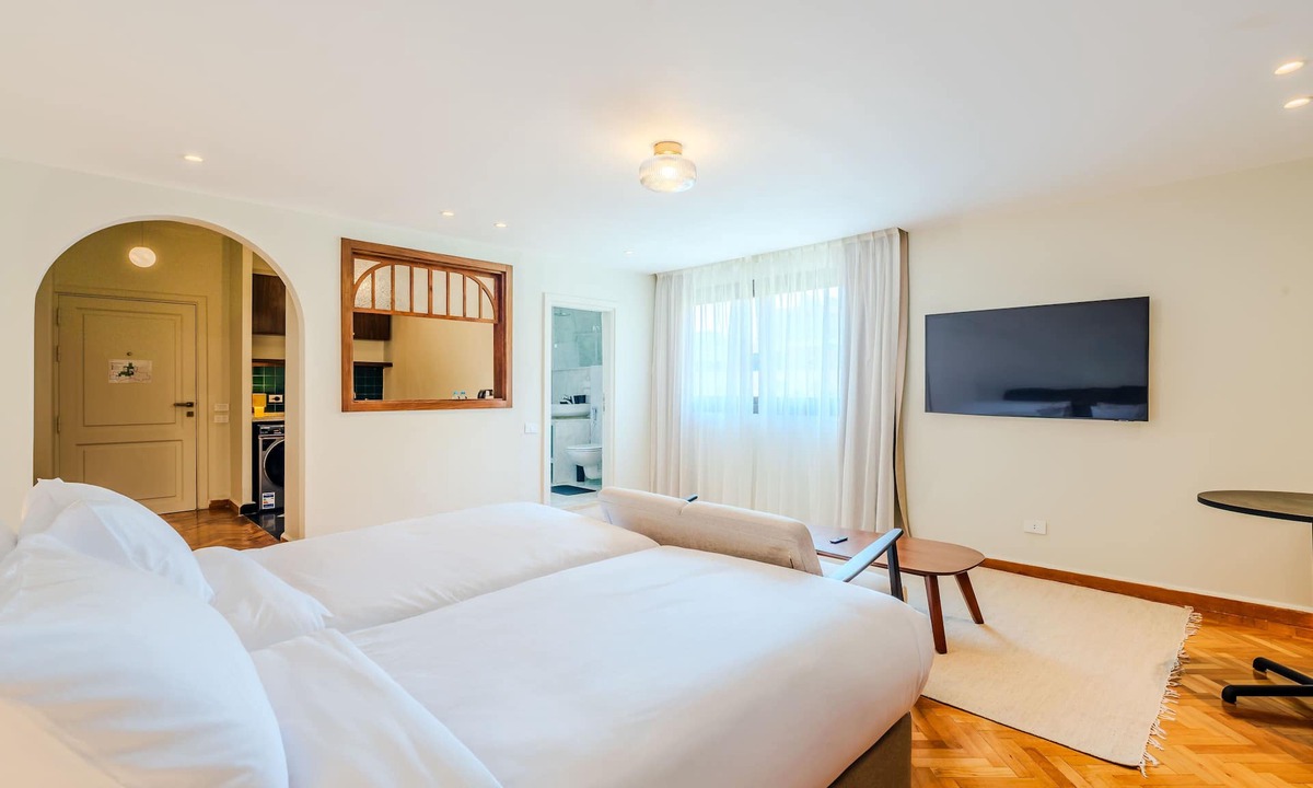 Zamalek Hotel | Longchamps Hotel