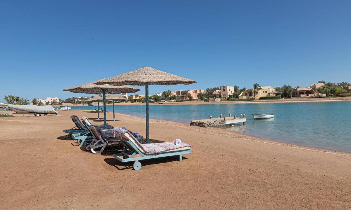 El Gouna House | Luxury 4BR Lagoon Villa Private Beach Sleeps 9 El Gouna