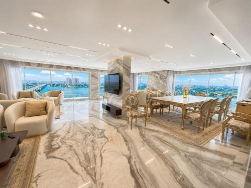 Cairo Apartment | Luxury stay on the Nile 3 bedrooms
