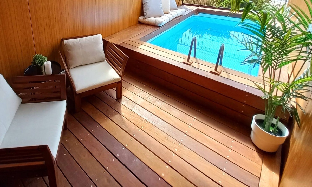 West Bank House | Magic Hikinton Double B&B