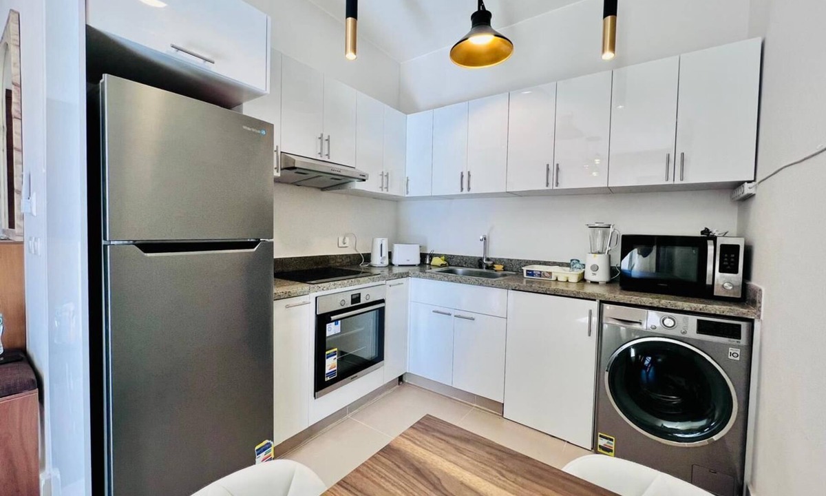 Makadi Bay Ski Chalet | Modern 3BR Escape - Panoramic Lagoon & Sea View