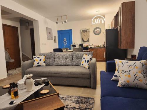 Ad-Dab'ah Ski Chalet | New Luxurious Duplex in MountainView Ras Elhikma