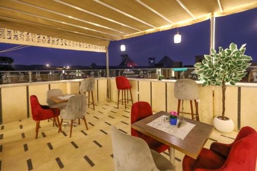 Kafrat al Jabal Apartment | Paradise Pyramids View INN