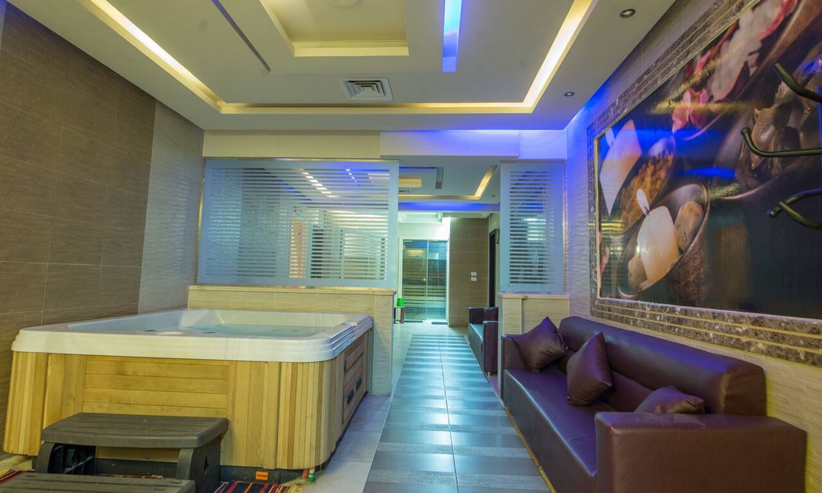 Village Road Resort | Pharaoh Azur Resort