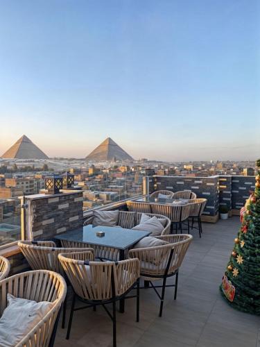 Kafrat al Jabal Hotel | Premium Pyramids Palace INN With Rooftop Access