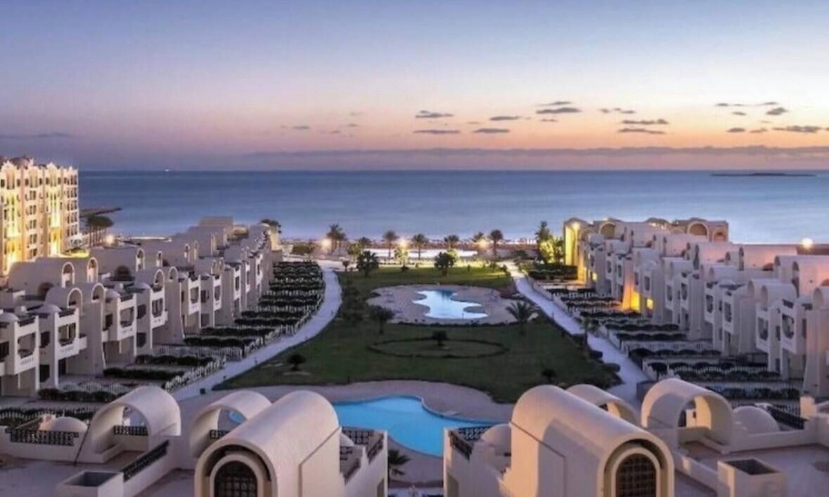 Sahl Hasheeh Apartment | Sahl Hasheesh Finest Chalet Gravity 5 star beachfront hotel - NON EGYPTIAN ONLY