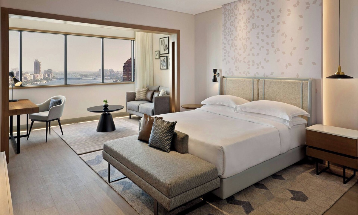 Al Duqqi Hotel | Sheraton Cairo Hotel & Casino