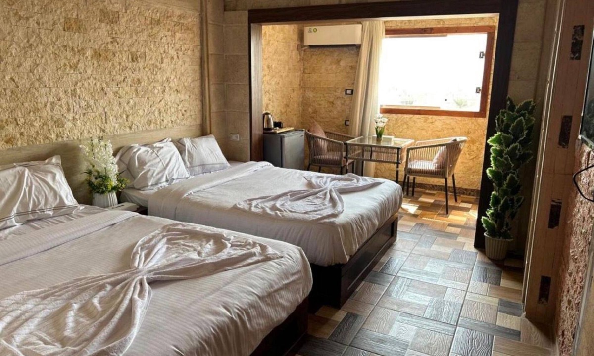 Al Haram Hotel | Spacious 9-bedroom hotel in charming Giza Governorate with AC