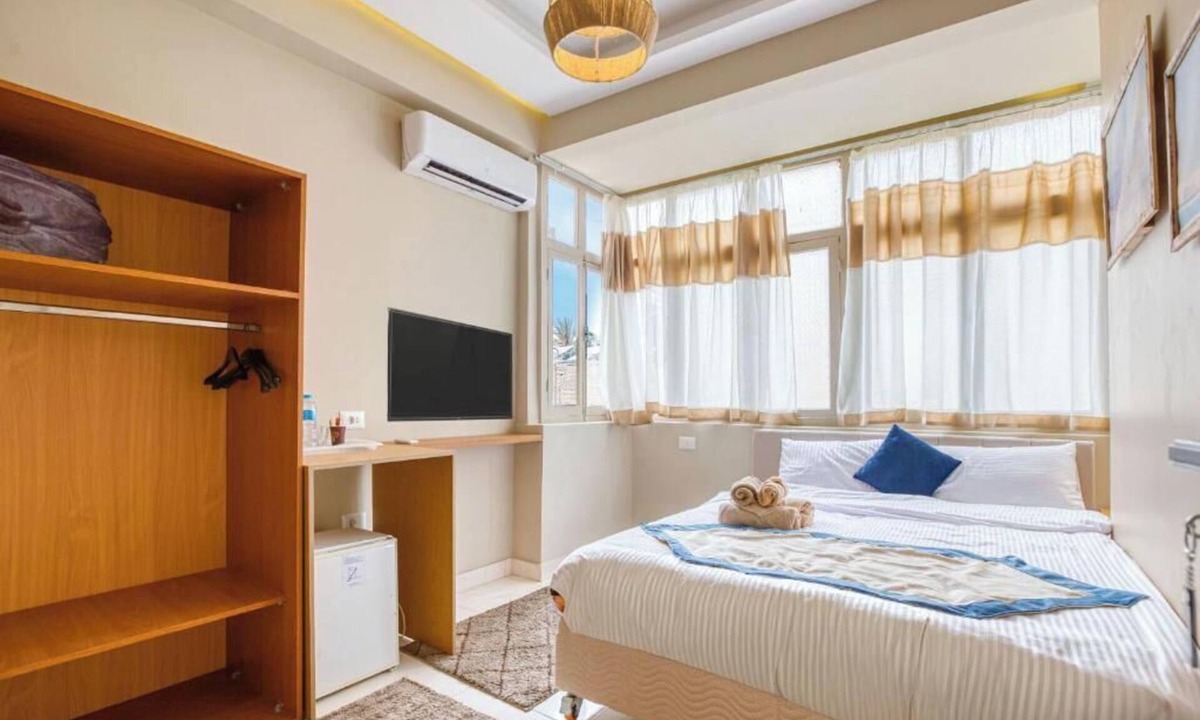 Al Haram Villa | Standard Queen Room with Pyramids View