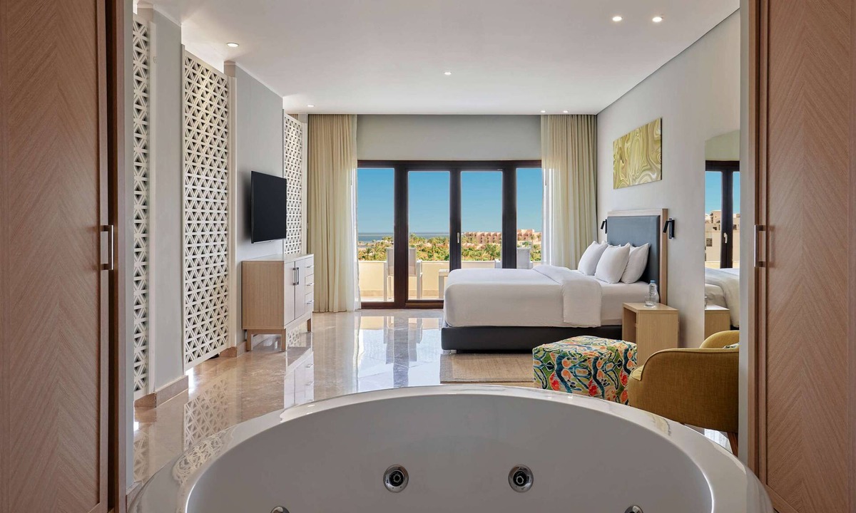 Al Mamsha El Seyahi Hotel | Steigenberger ALDAU Beach Hotel