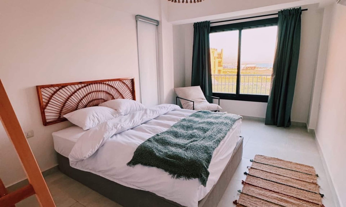 Ras Sudar House | steps away from the beach!