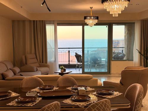 San Stifano Apartment | T9-9-4Luxury Apartment at San Stefano Four Seasons