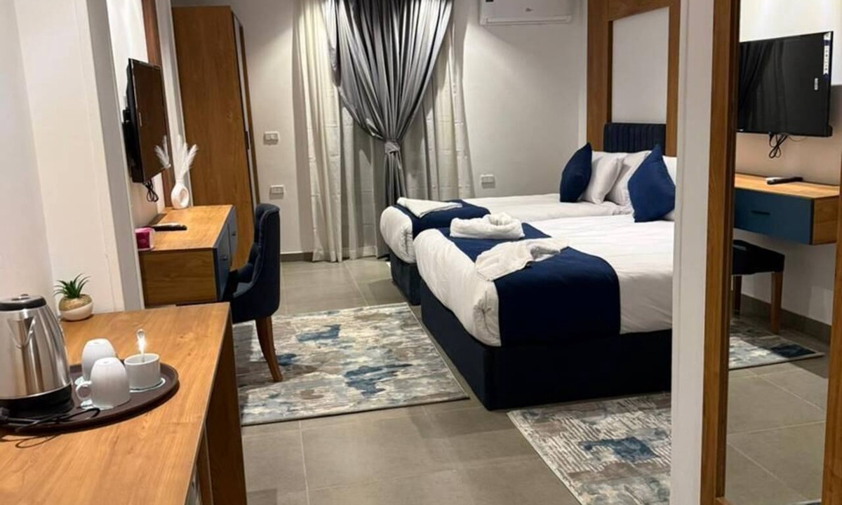 Al Haram Bed & Breakfast | The Grand Delta Hotel