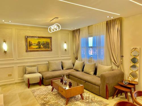 New Cairo Apartment | Ultra Luxurious 2BR 3BR in Gated Compound