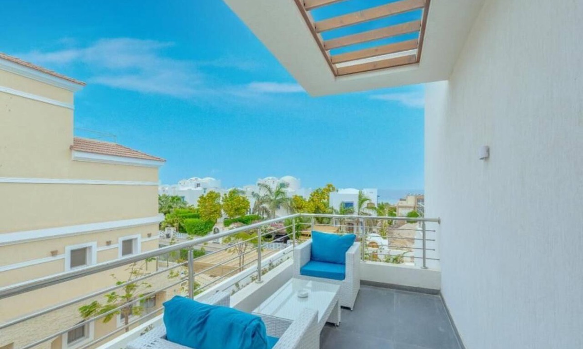 Sahl Hasheeh House | unique villa with heated pool and Spa