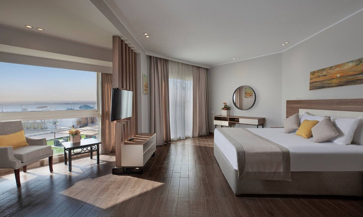 Sahl Hasheeh Hotel | V Grand Beach Resort Sahl Hasheesh