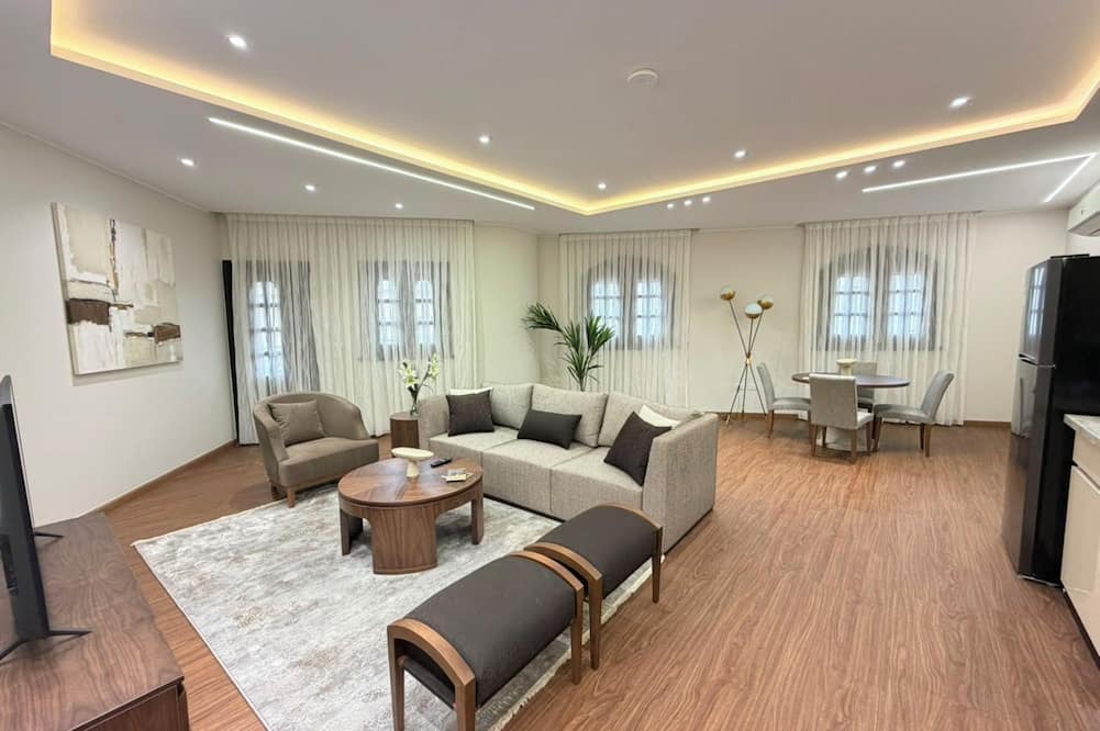 The 5th Settlement Apartment | VESTA - Luxury APT - 2BR - South Teseen (III)