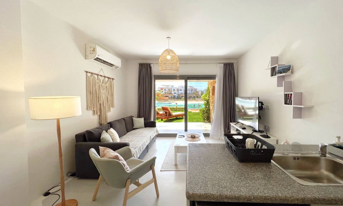 El Gouna Apartment | Xuru Stays I Lagoonfront Easy 1bdr @ Swan Lake El Gouna