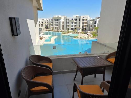 Sidi Abd El-Rahman Apartment | Zahra North Coast Chalet for Families & Same Gender Only