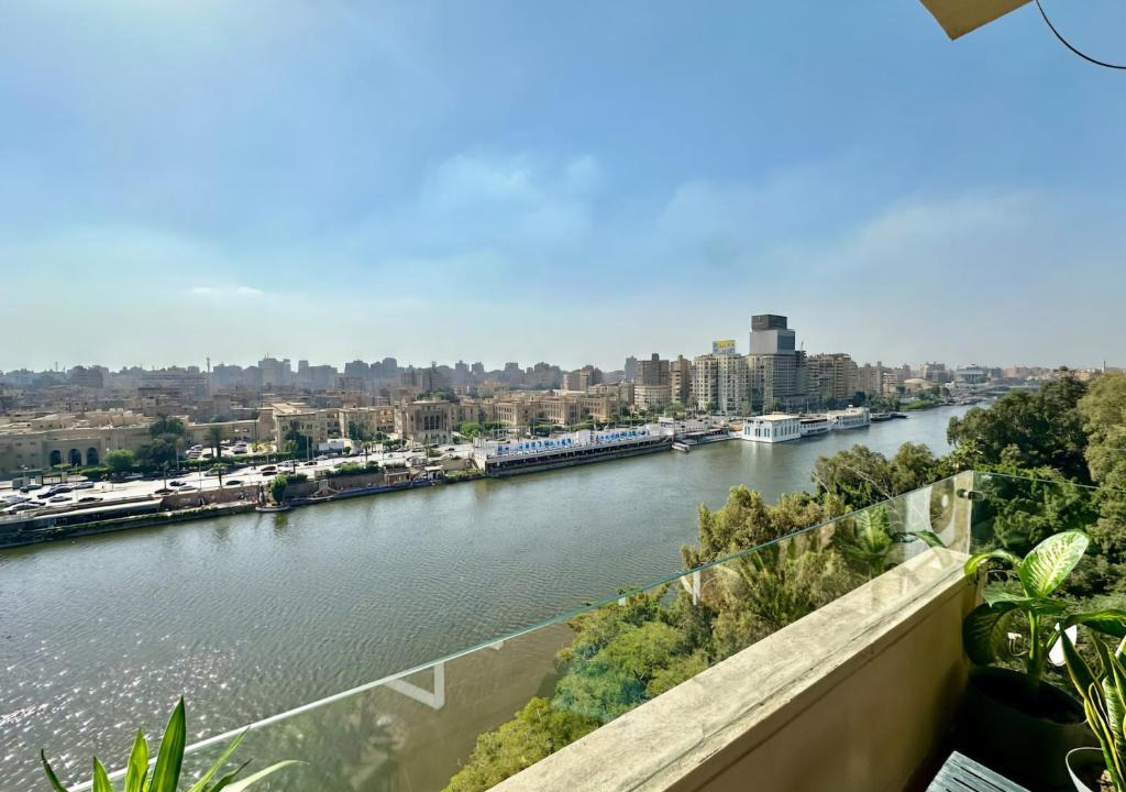 Gezira Apartment | Zamalek Nile View