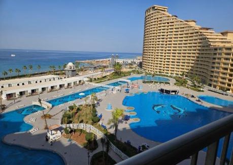 Ras Sudar Apartment | أبراج بورتو السخنة